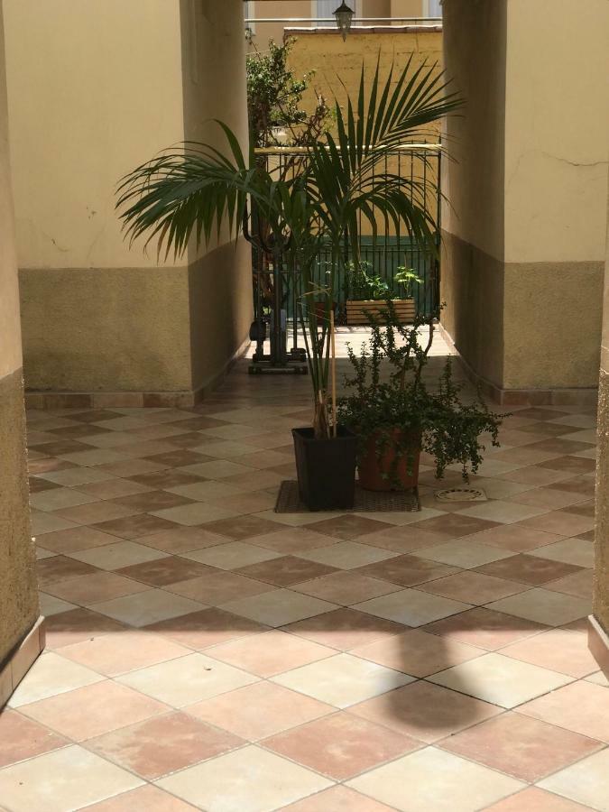 Garden Carras Apartment Nisa Exterior foto